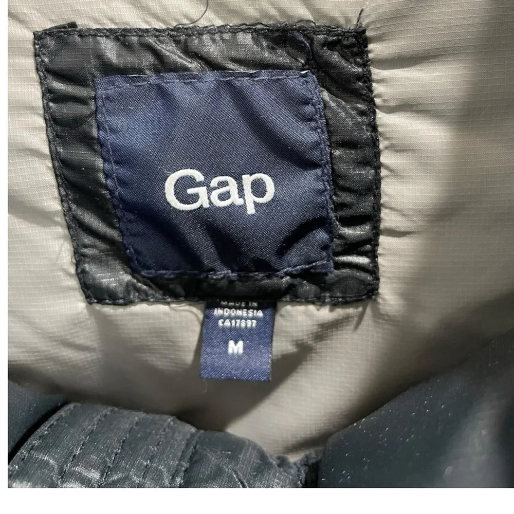 * Gap Belted Black Quilted Duvet Down Puffer Coat Size M